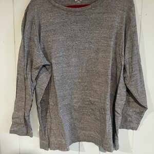 Duluth Trading Co Gray Long Sleeve Tee